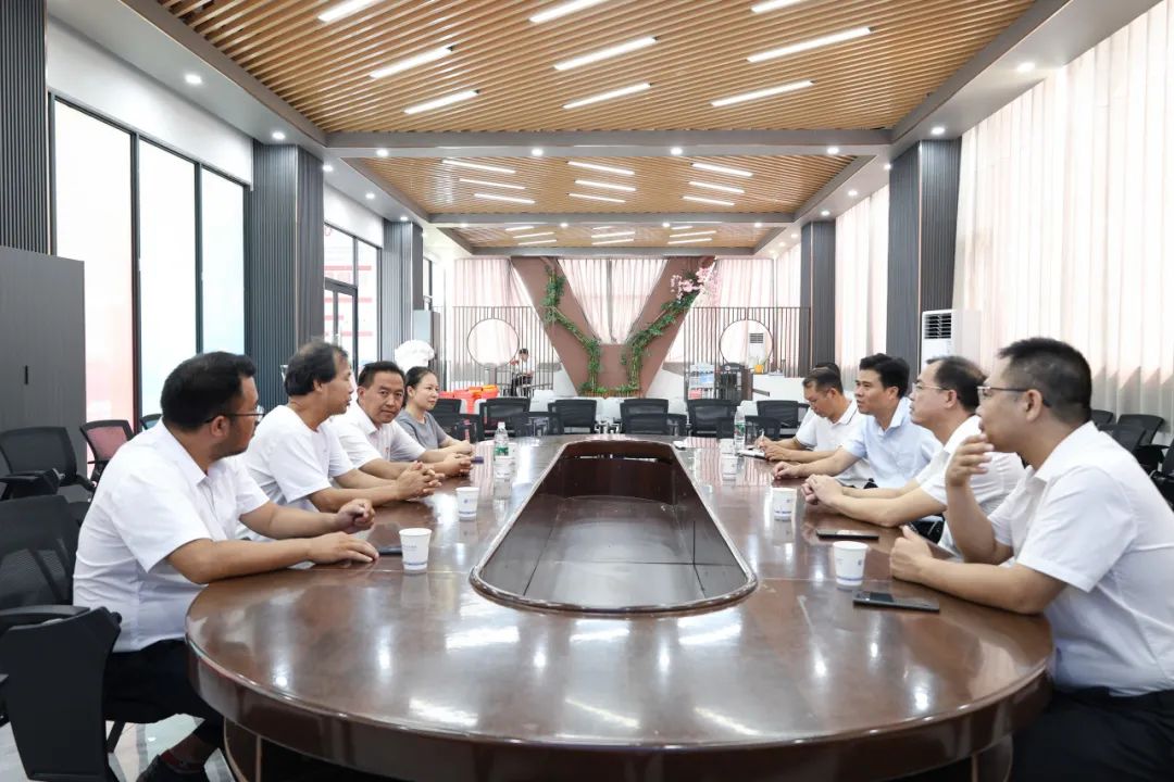 【红领浔州 铸魂育人】桂平市委领导深入米兰(中国)指导开学工作