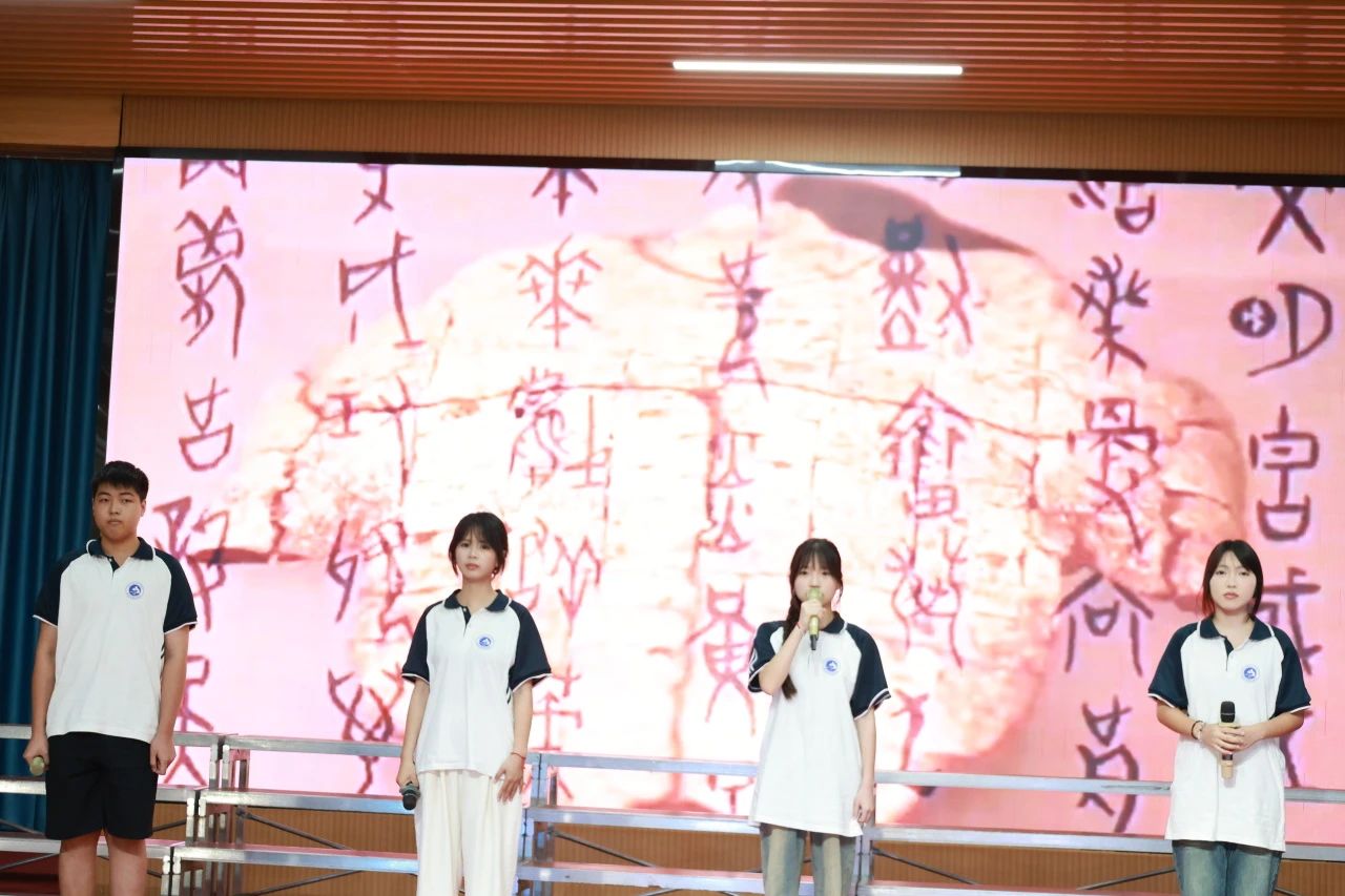 1740703431204489.jpg 35cafd6d14d184ed8ed96915df627b6f.jpg